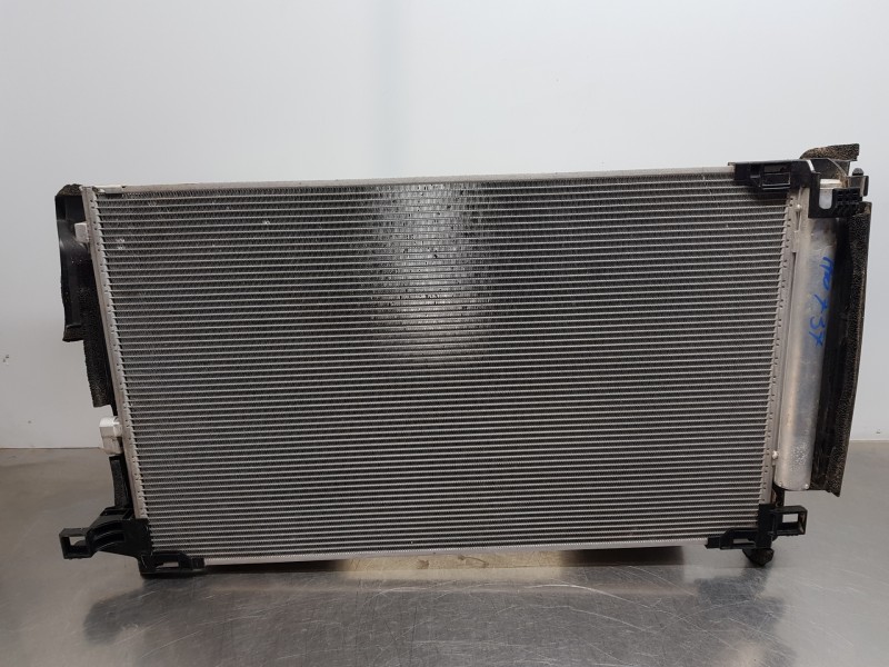 Recambio de condensador / radiador aire acondicionado para toyota yaris hybrid referencia OEM IAM 884A0K0020  