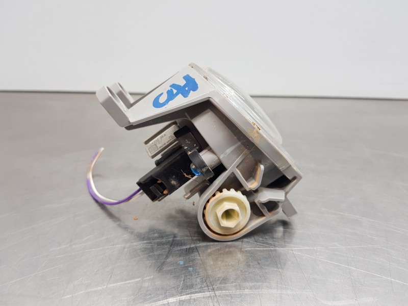 Recambio de faro antiniebla izquierdo para toyota yaris hybrid referencia OEM IAM 8122102190  