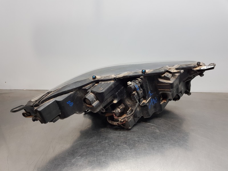 Recambio de faro izquierdo para toyota yaris hybrid referencia OEM IAM 81150K0081  