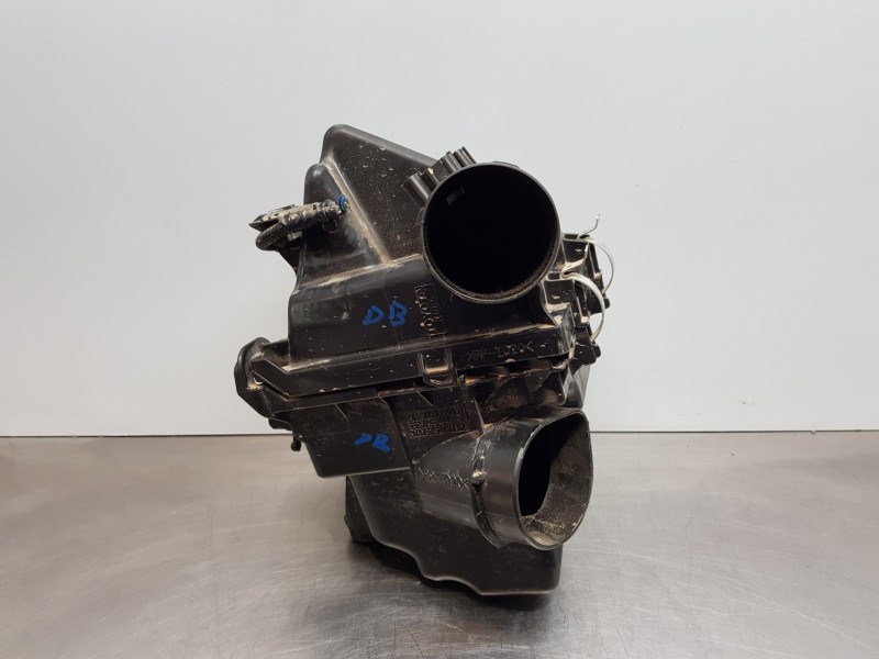 Recambio de filtro aire para toyota yaris hybrid referencia OEM IAM 17705K0040 22204F2010 