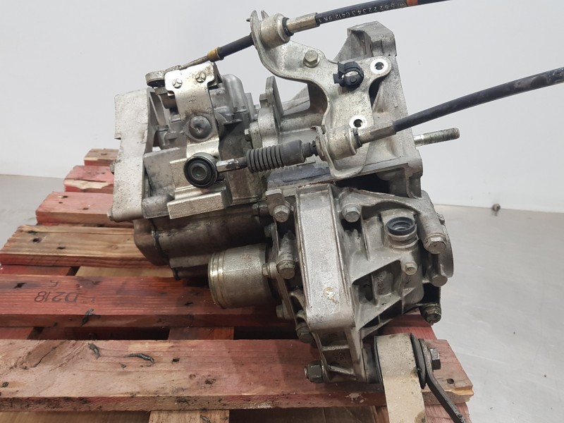 Recambio de caja cambios para ford ka (ccu) duratec referencia OEM IAM 2850056 DS517002AD 