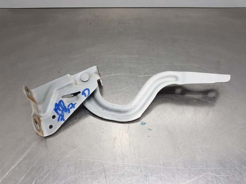 Recambio de bisagra capot para toyota yaris hybrid referencia OEM IAM 53410K0020  