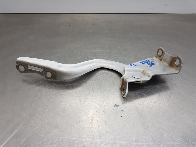 Recambio de bisagra capot para toyota yaris hybrid referencia OEM IAM 53410K0020  