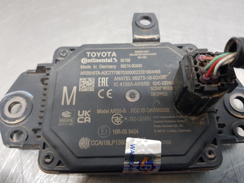 Recambio de modulo electronico para toyota yaris hybrid referencia OEM IAM 882100D040  