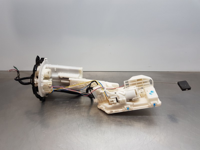 Recambio de aforador para toyota yaris hybrid referencia OEM IAM 77020K0080  