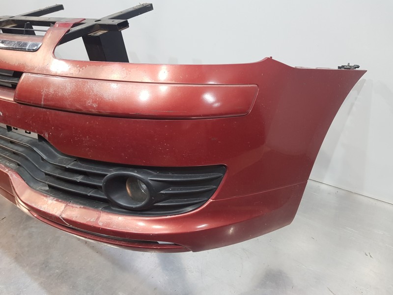 Recambio de paragolpes delantero para citroen c4 berlina exclusive referencia OEM IAM 7401GR  