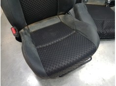 Recambio de juego asientos completo para toyota yaris hybrid referencia OEM IAM 72020K0040   2