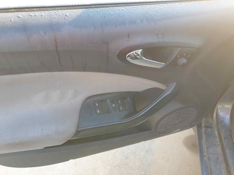 seat ibiza st (6p8) del año 2016