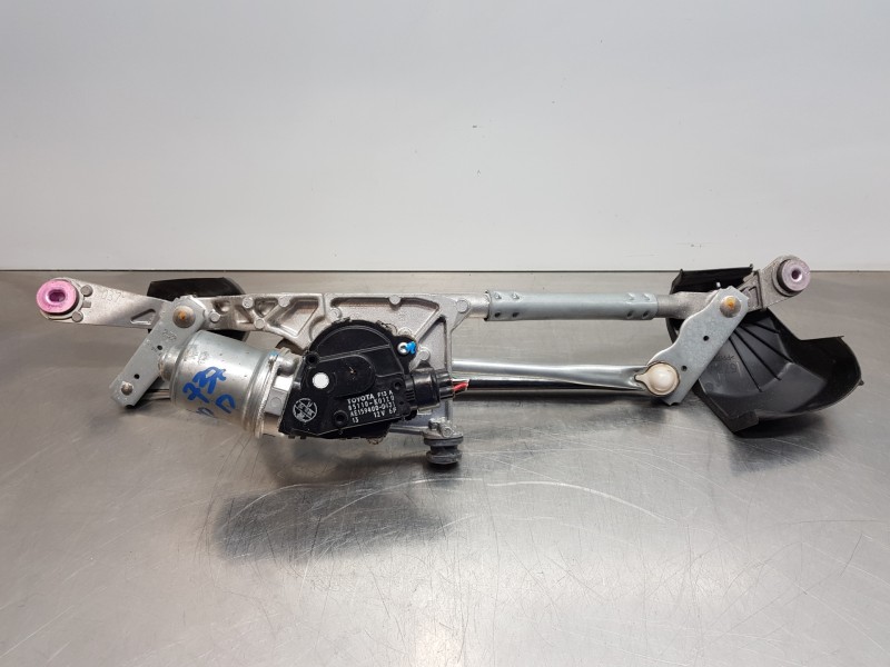 Recambio de motor limpia delantero para toyota yaris hybrid referencia OEM IAM 85110K0120 85150K0030 