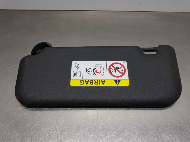 Recambio de parasol derecho para toyota yaris hybrid referencia OEM IAM 74310K0100C0  