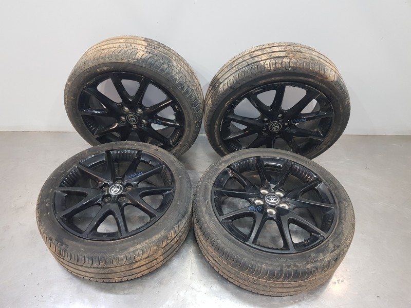 Recambio de juego llantas para toyota yaris hybrid referencia OEM IAM 42611YP510  