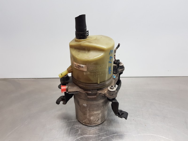 Recambio de bomba direccion para volvo v50 familiar kinetic referencia OEM IAM 36001485 4N513K514DS 