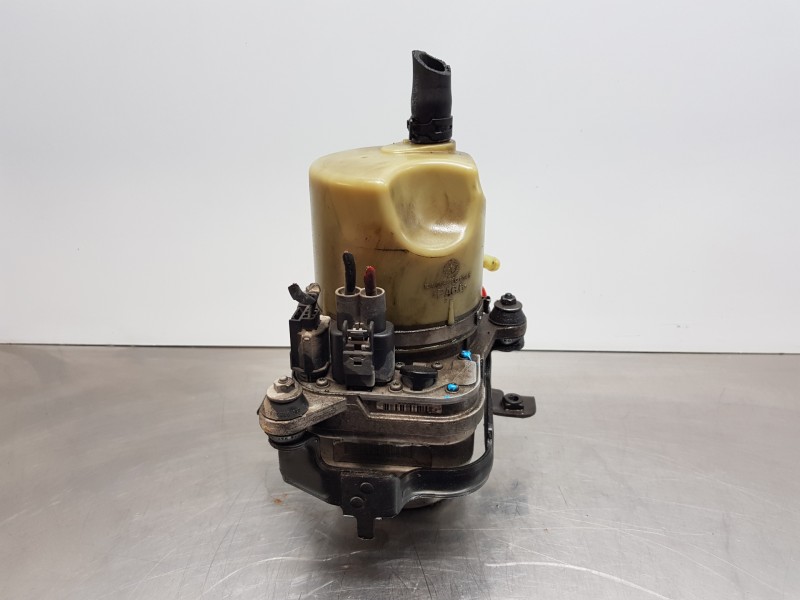 Recambio de bomba direccion para volvo v50 familiar kinetic referencia OEM IAM 36001485 4N513K514DS 