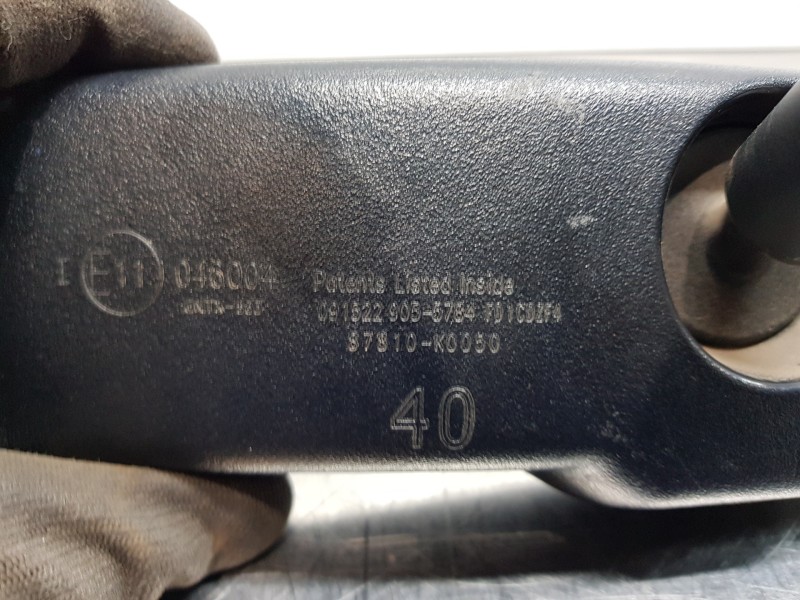 Recambio de espejo interior para toyota yaris hybrid referencia OEM IAM 87810K0050  