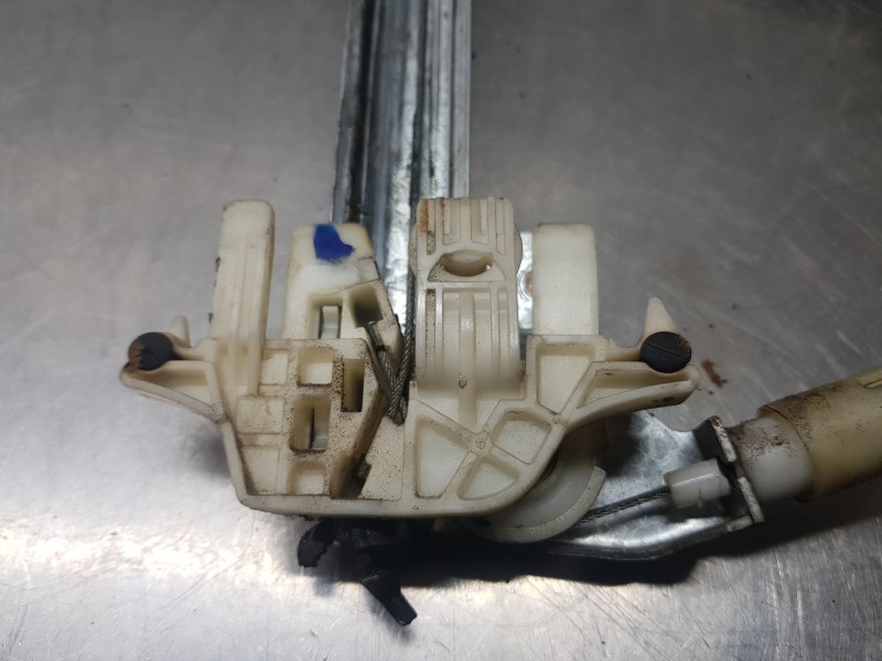 Recambio de elevalunas delantero derecho para peugeot 406 berlina (s1/s2) pack referencia OEM IAM 9222K5  