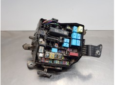 Recambio de caja reles / fusibles para toyota yaris hybrid referencia OEM IAM 82741K0040  