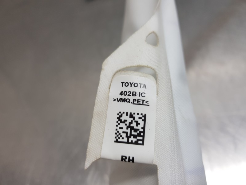 Recambio de airbag cortina delantero derecho para toyota yaris hybrid referencia OEM IAM 62170K0020  