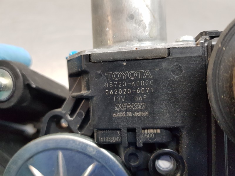 Recambio de elevalunas delantero izquierdo para toyota yaris hybrid referencia OEM IAM 69820K0010  