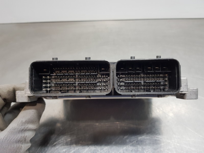 Recambio de centralita motor uce para citroen ds 7 crossback referencia OEM IAM 9818035080 9841000180 