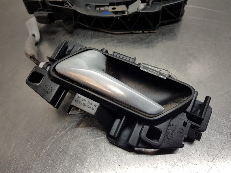 Recambio de cerradura puerta delantera izquierda para citroen ds 7 crossback referencia OEM IAM 9820531280  