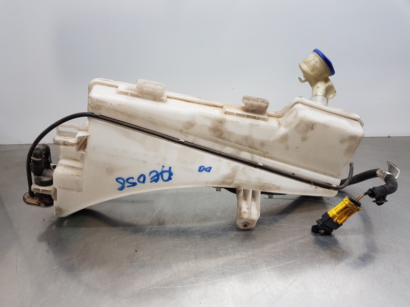 Recambio de deposito limpia para citroen ds 7 crossback referencia OEM IAM 9830838180  