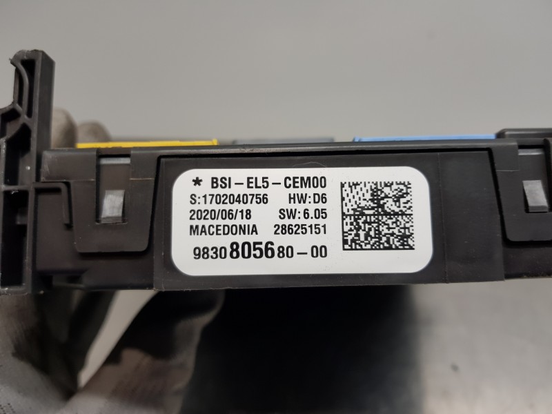 Recambio de caja reles / fusibles para citroen ds 7 crossback referencia OEM IAM 9830805680  