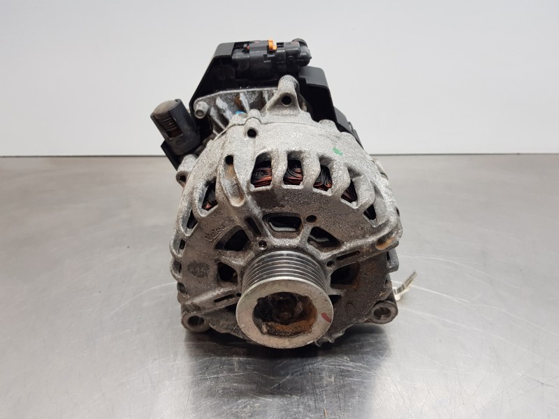 Recambio de alternador para citroen ds 7 crossback referencia OEM IAM 9826550280  