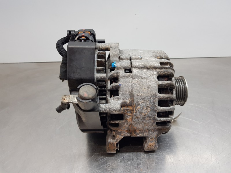 Recambio de alternador para citroen ds 7 crossback referencia OEM IAM 9826550280  