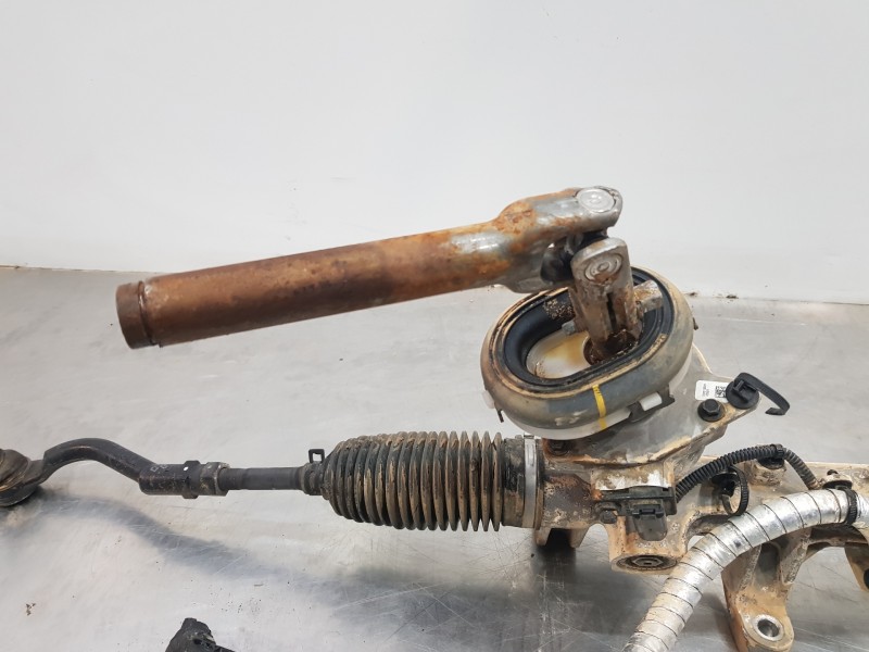 Recambio de cremallera direccion para hyundai tucson klass referencia OEM IAM 57700D7001  