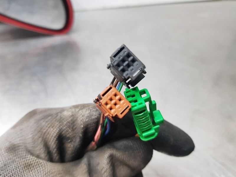 Recambio de retrovisor derecho para citroen c4 berlina exclusive referencia OEM IAM 8149ZZ  