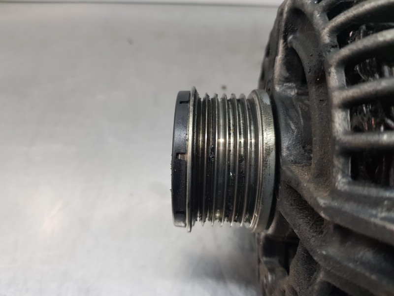 Recambio de alternador para citroen c4 berlina exclusive referencia OEM IAM 5705NH  