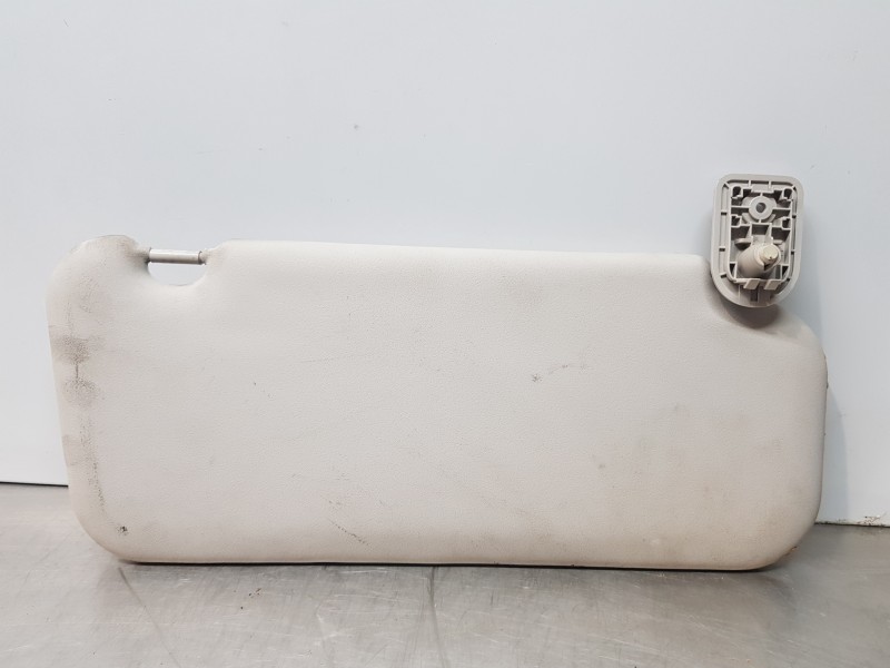 Recambio de parasol izquierdo para peugeot 207 sport referencia OEM IAM 16126929BJ  