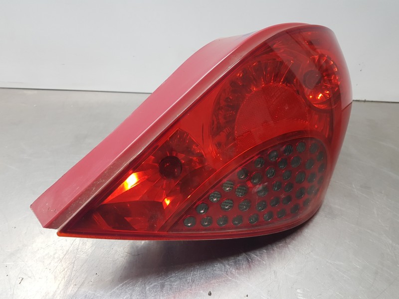 Recambio de piloto trasero derecho para peugeot 207 sport referencia OEM IAM 6351Y7 9649986580 