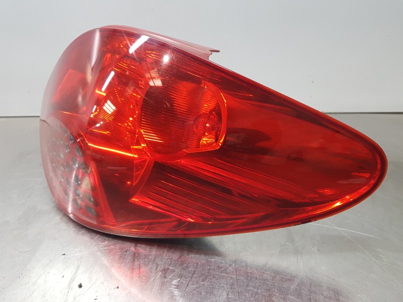 Recambio de piloto trasero derecho para peugeot 207 sport referencia OEM IAM 6351Y7 9649986580 