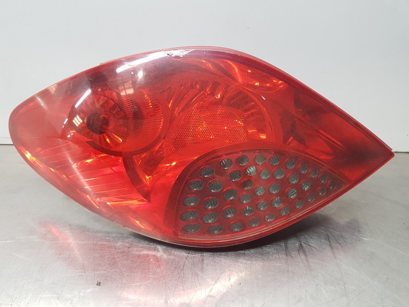 Recambio de piloto trasero izquierdo para peugeot 207 sport referencia OEM IAM 6350Y7 9649986680 