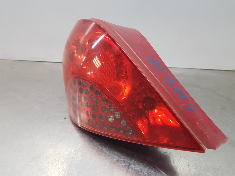 Recambio de piloto trasero izquierdo para peugeot 207 sport referencia OEM IAM 6350Y7 9649986680 