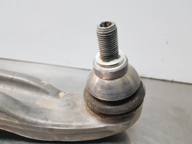 Recambio de brazo suspension inferior delantero izquierdo para mercedes clase a (w177) 200 d referencia OEM IAM A2473307502  