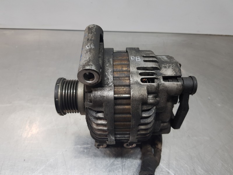 Recambio de alternador para peugeot 207 sport referencia OEM IAM 5705KQ  