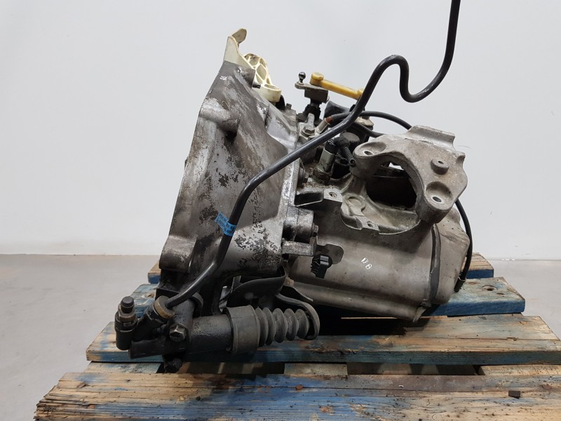 Recambio de caja cambios para peugeot 207 sport referencia OEM IAM 223109 20CQ74 