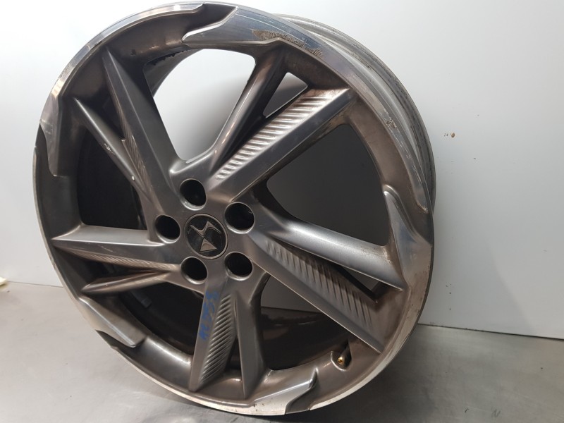 Recambio de llanta para citroen ds 7 crossback referencia OEM IAM 9817501377  