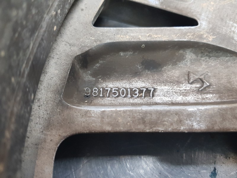 Recambio de llanta para citroen ds 7 crossback referencia OEM IAM 9817501377  