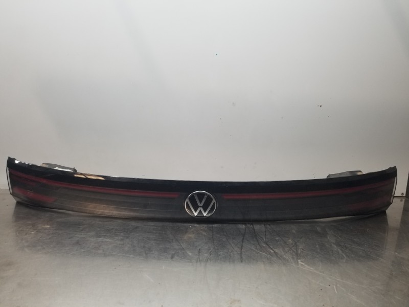 Recambio de luz central de freno para volkswagen taigo life referencia OEM IAM 2G7945093  