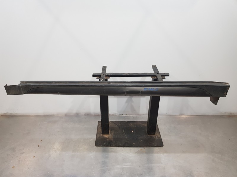 Recambio de faldon lateral para hyundai tucson klass referencia OEM IAM 87751D7100  