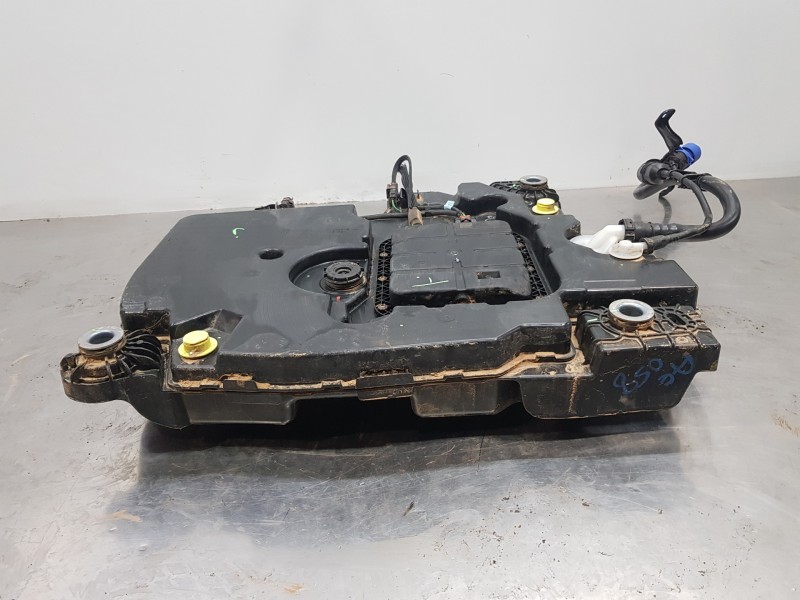 Recambio de deposito aditivo adblue fap ( deposito grande ) para citroen ds 7 crossback referencia OEM IAM 1682619380  