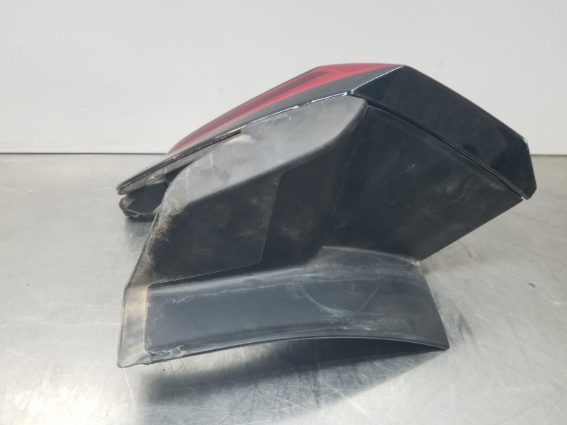 Recambio de piloto trasero derecho para peugeot 3008 active referencia OEM IAM 9810477080  