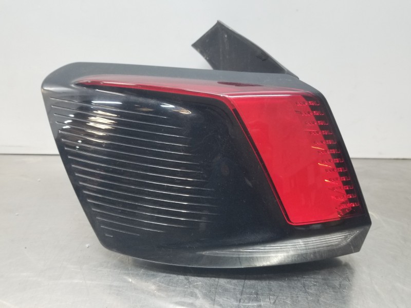 Recambio de piloto trasero izquierdo para peugeot 3008 active referencia OEM IAM 9810477180  