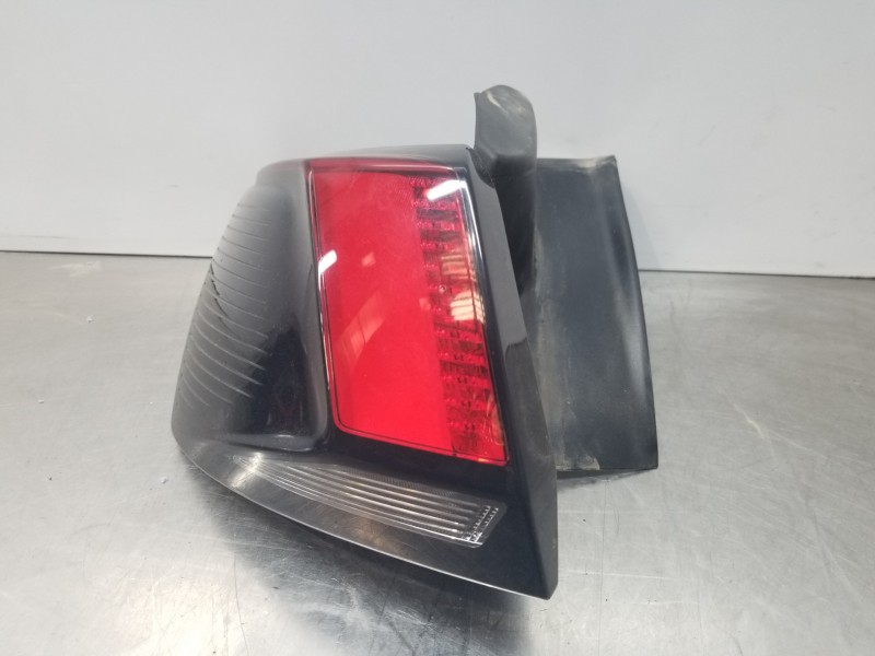 Recambio de piloto trasero izquierdo para peugeot 3008 active referencia OEM IAM 9810477180  