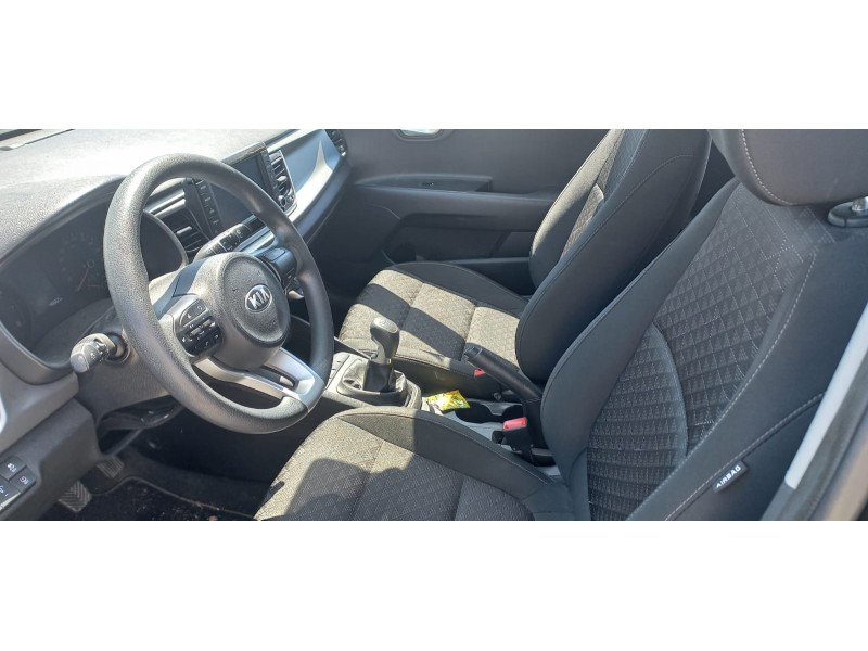 kia rio (yb) del año 2019