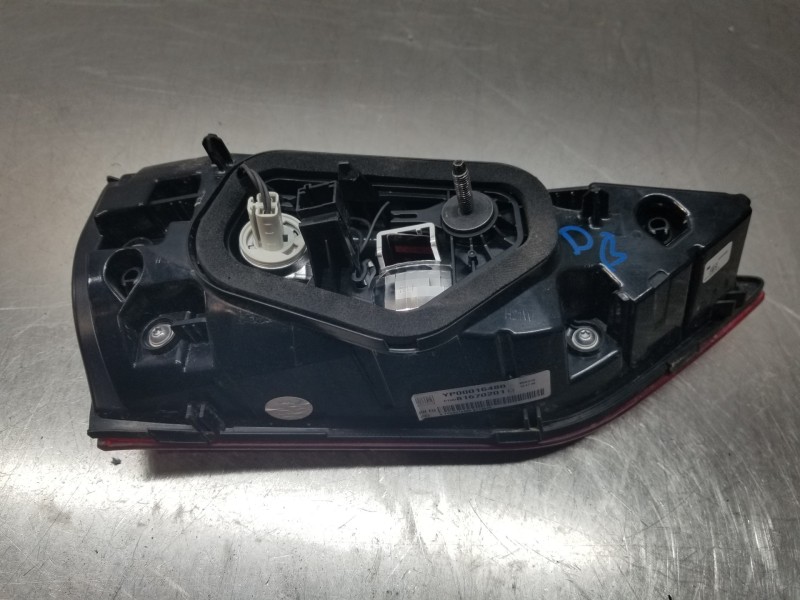 Recambio de piloto trasero derecho interior para opel grandland x selective referencia OEM IAM YP00016480  