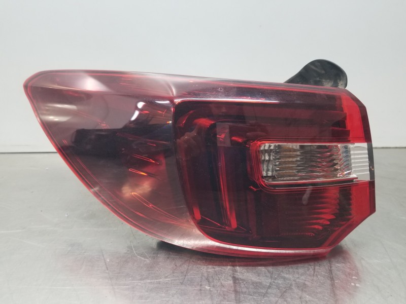 Recambio de piloto trasero izquierdo para opel grandland x selective referencia OEM IAM YP00098380  